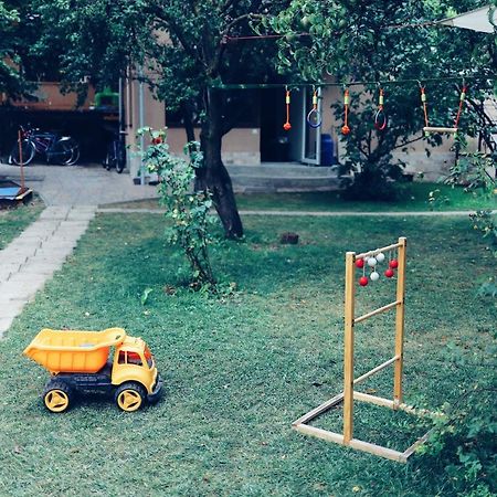 Dragonfly Studio With Garden Braşov Esterno foto